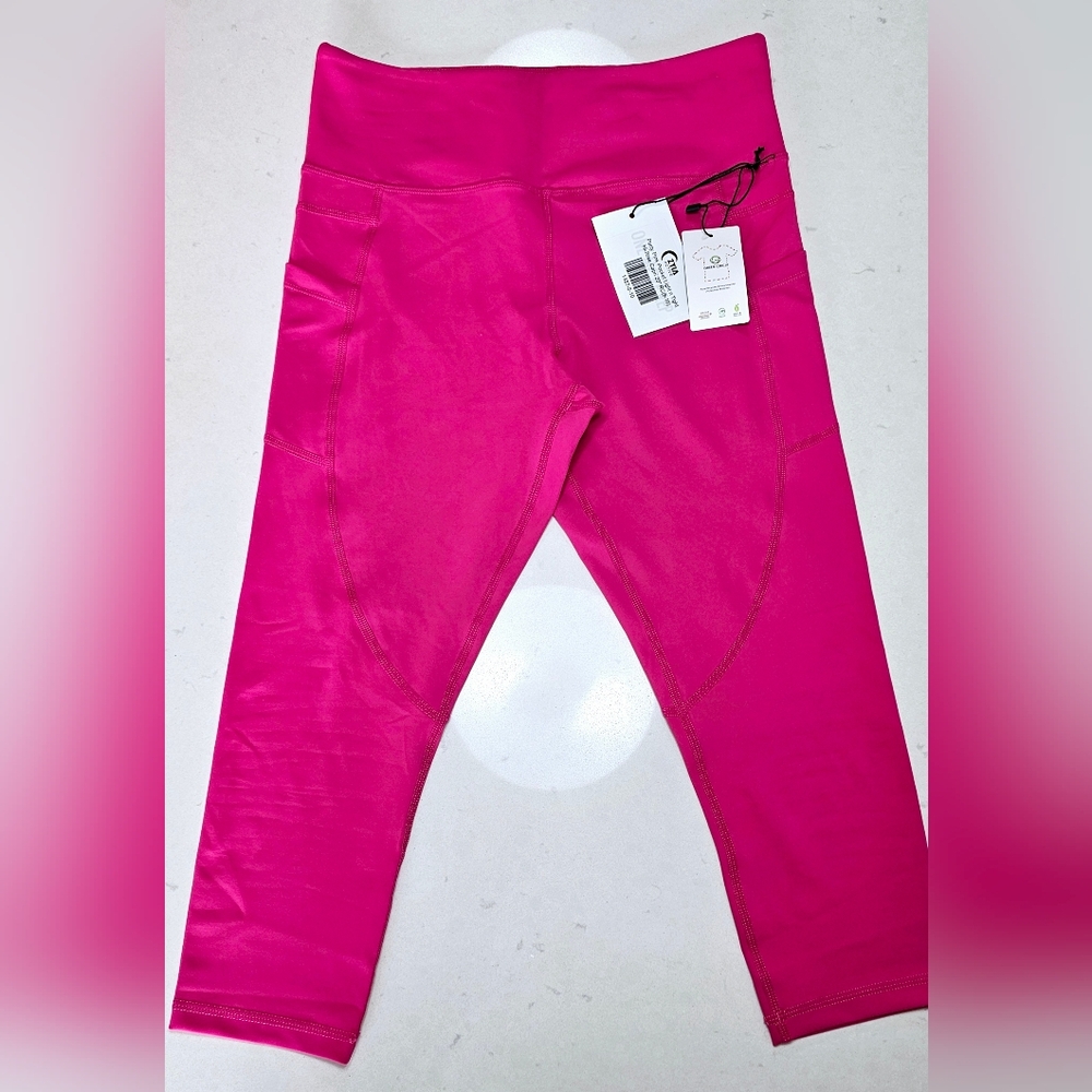 🎉🩷 NWT ZYIA Active PARTY PINK Pocket Light N Tight Hi-Rise Capri 10